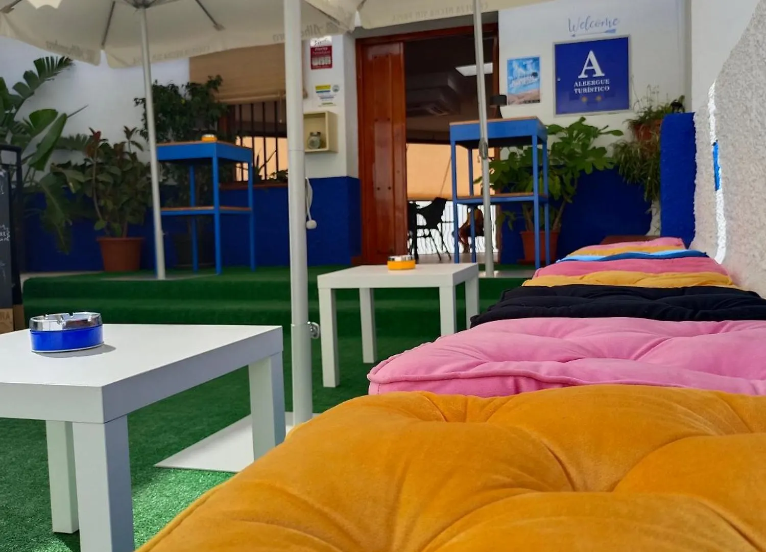 Albergue De Lujar Hostal