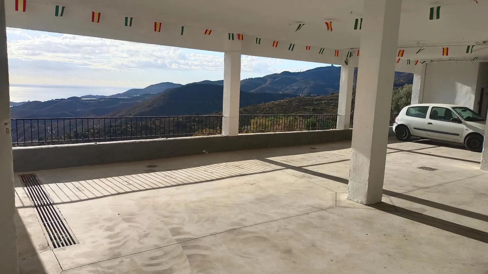 Albergue De Lujar 0*,  España